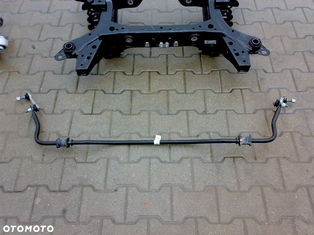 ford mustang vii mk7 s650 2024 - drążek stabilizatora tylny tył łącznik - 1
