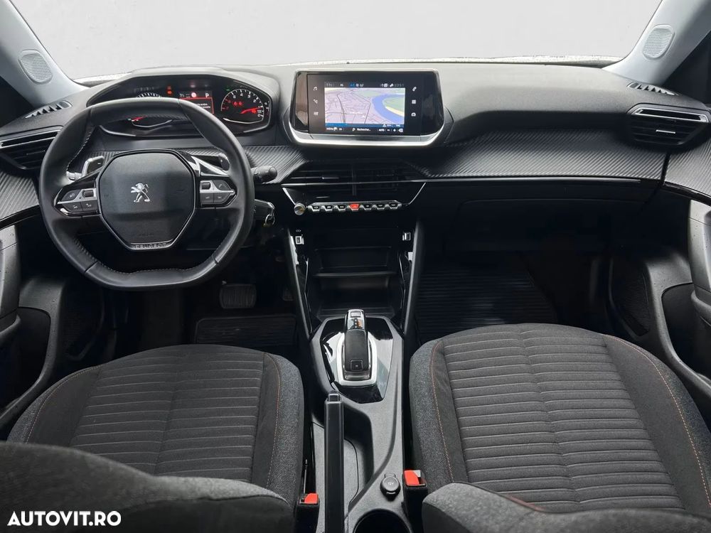 Peugeot 2008 1.2 PureTech EAT8 STT GT Pack - 4