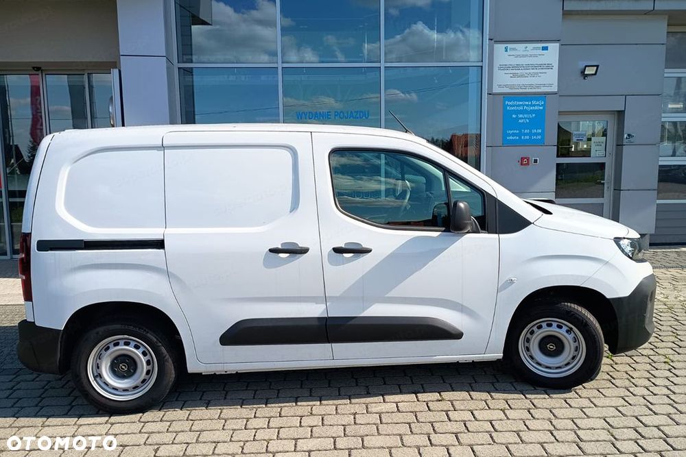 Opel Combo Van L1H1 Izoterma 1.2 110KM - 3