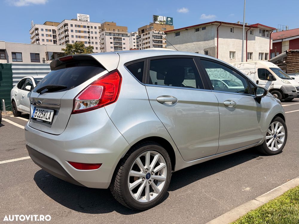 Ford Fiesta 1.5 TDCi DPF Titanium - 3