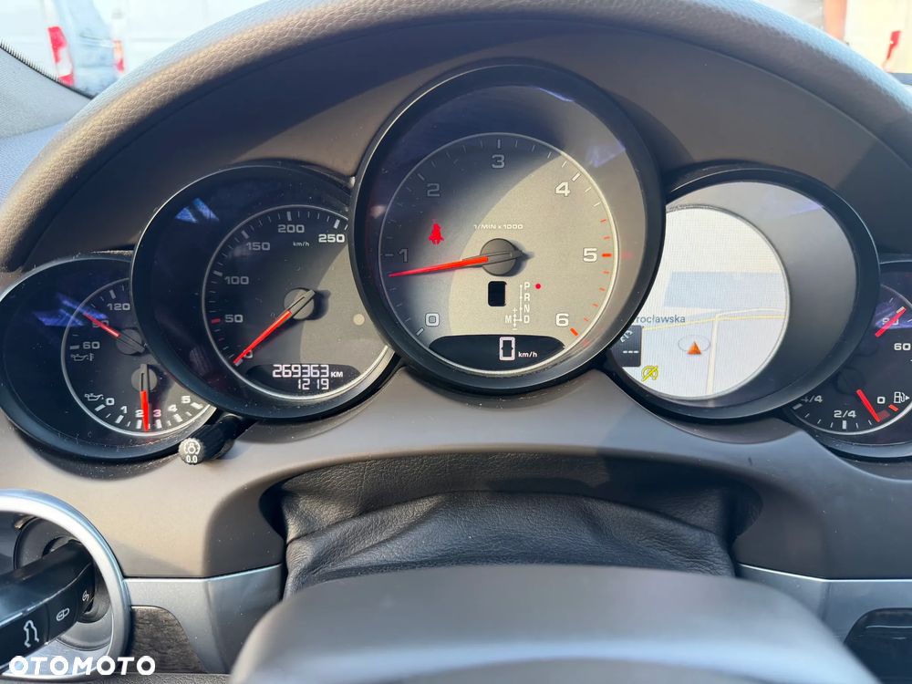 Porsche Cayenne S Tiptronic S - 12