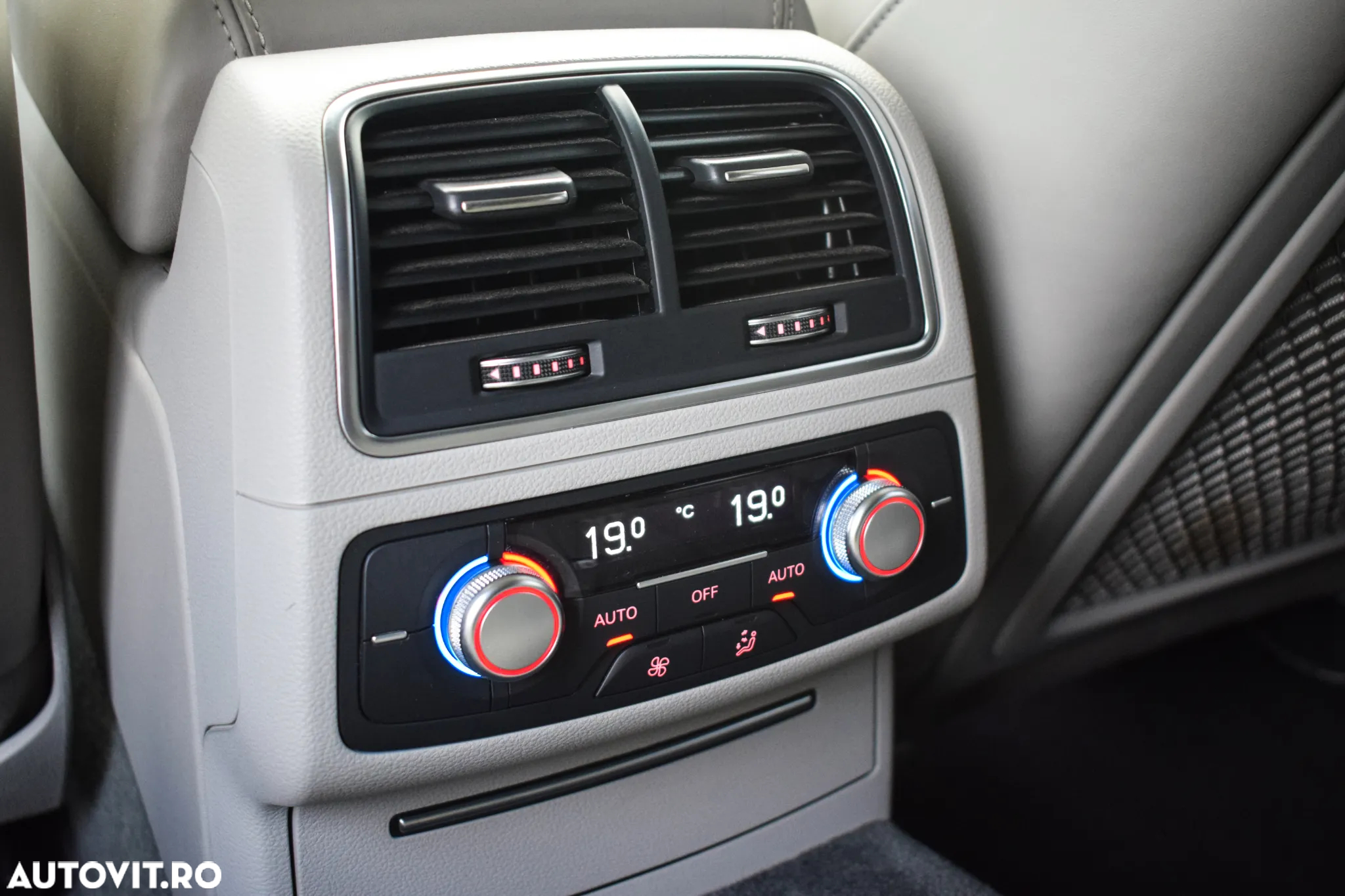Audi A6 Avant 2.0 TDI Ultra DPF S tronic - 22