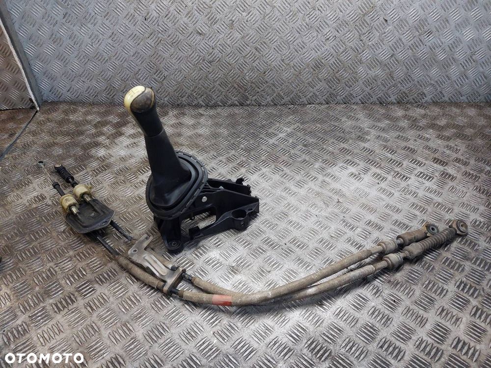 LEWAREK ZMIANY BIEGÓW + LINKI 5B TOYOTA YARIS II 1.4 D4D 33530-0D040-0 - 1