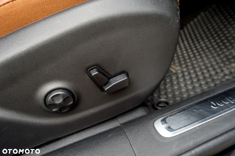 Jeep Cherokee 2.0 GME Active Drive I Overland - 27