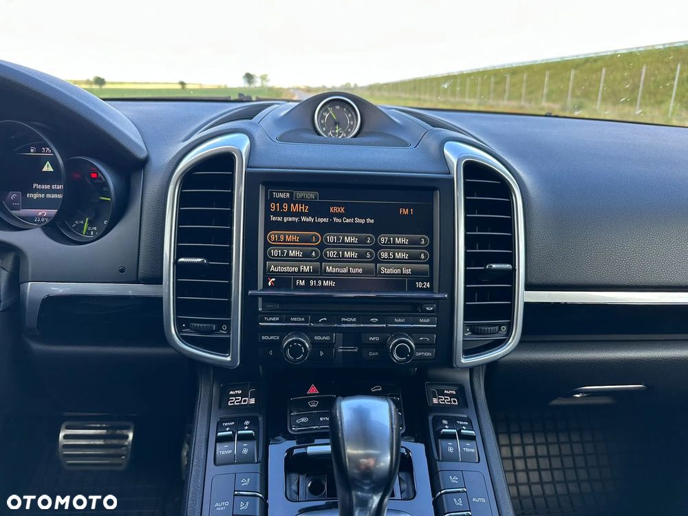 Porsche Cayenne S E-Hybrid - 16