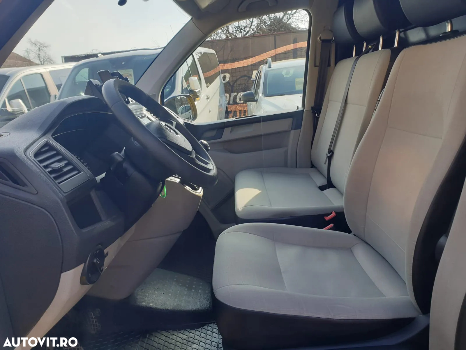 Volkswagen Transporter Kombi T6 2.0 TDI 75 kW LR - 21