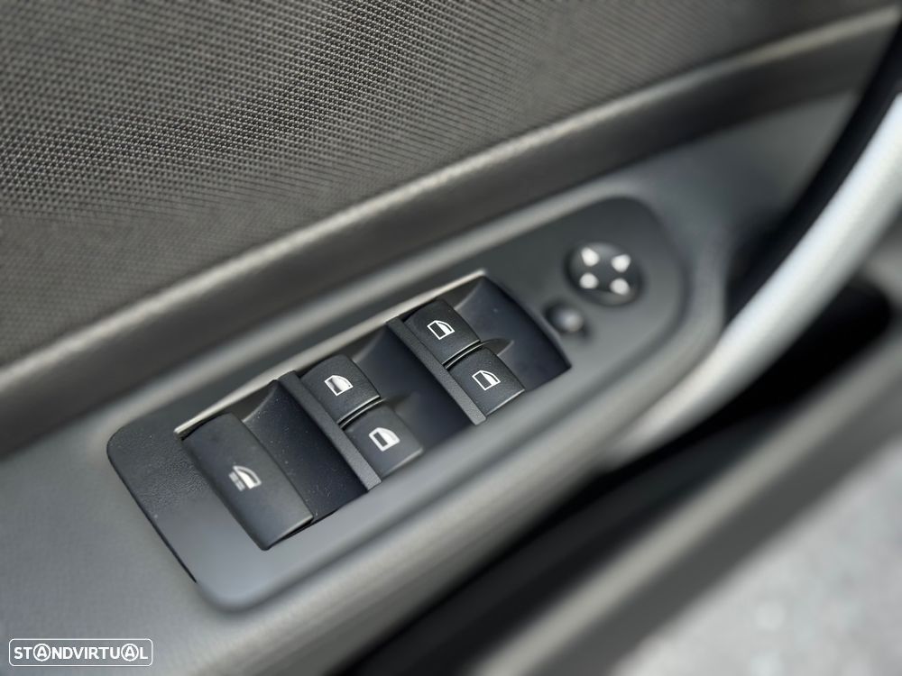 BMW 118 d Cabrio - 24