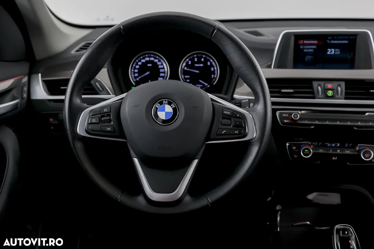 BMW X1 sDrive18i Aut. xLine - 24