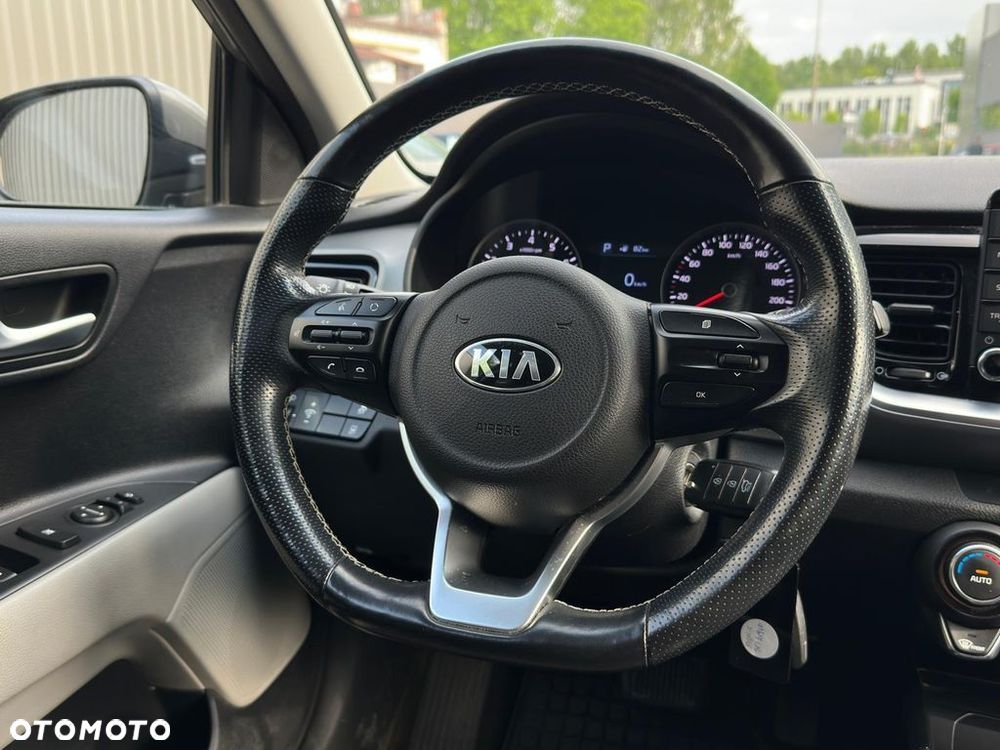 Kia Stonic 1.0 T-GDI L - 12