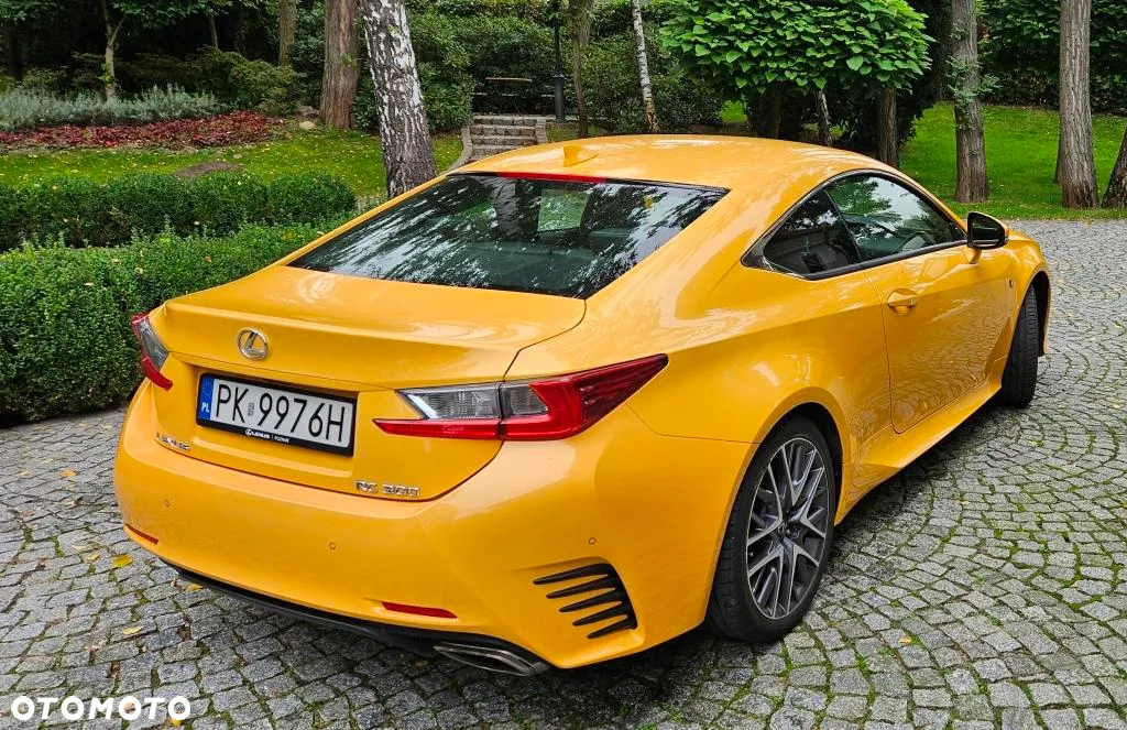Lexus RC 200t / 300 F Sport - 6