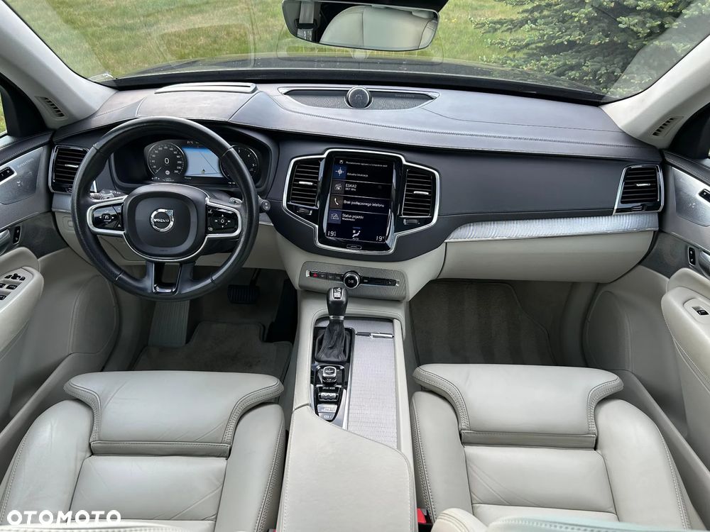 Volvo XC 90 D5 SCR AWD Inscription 7os - 33