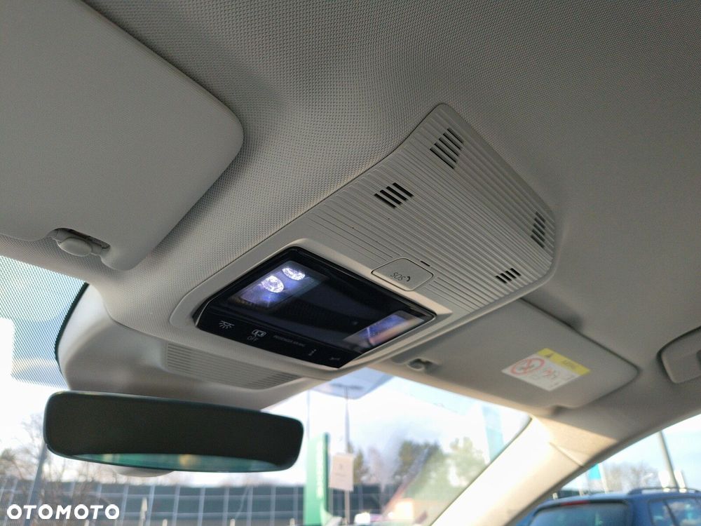 Skoda Superb 2.0 TDI SCR Edition 130 DSG - 26