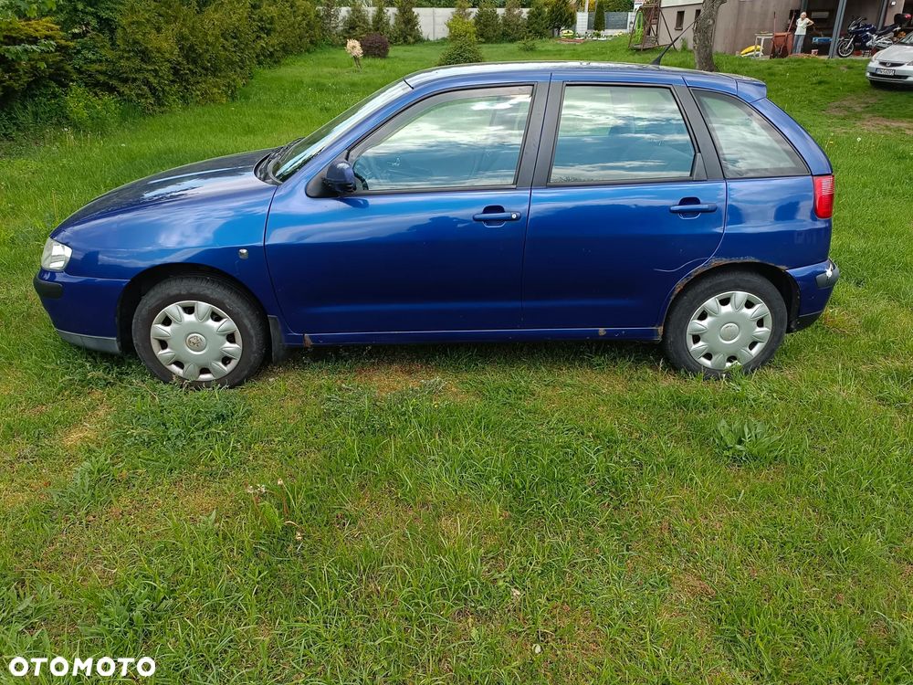 Seat Ibiza 1.4i Select - 1