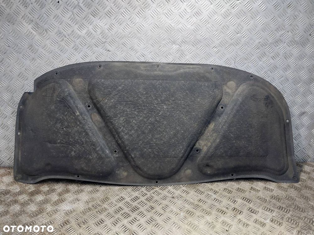 WYGŁUSZENIE WYCISZENIE MASKI AUDI A4 B5 8D0863825P - 1