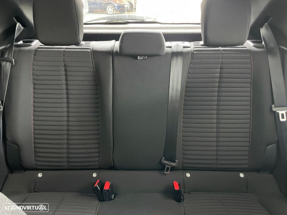 Peugeot 208 1.2 PureTech Active - 9