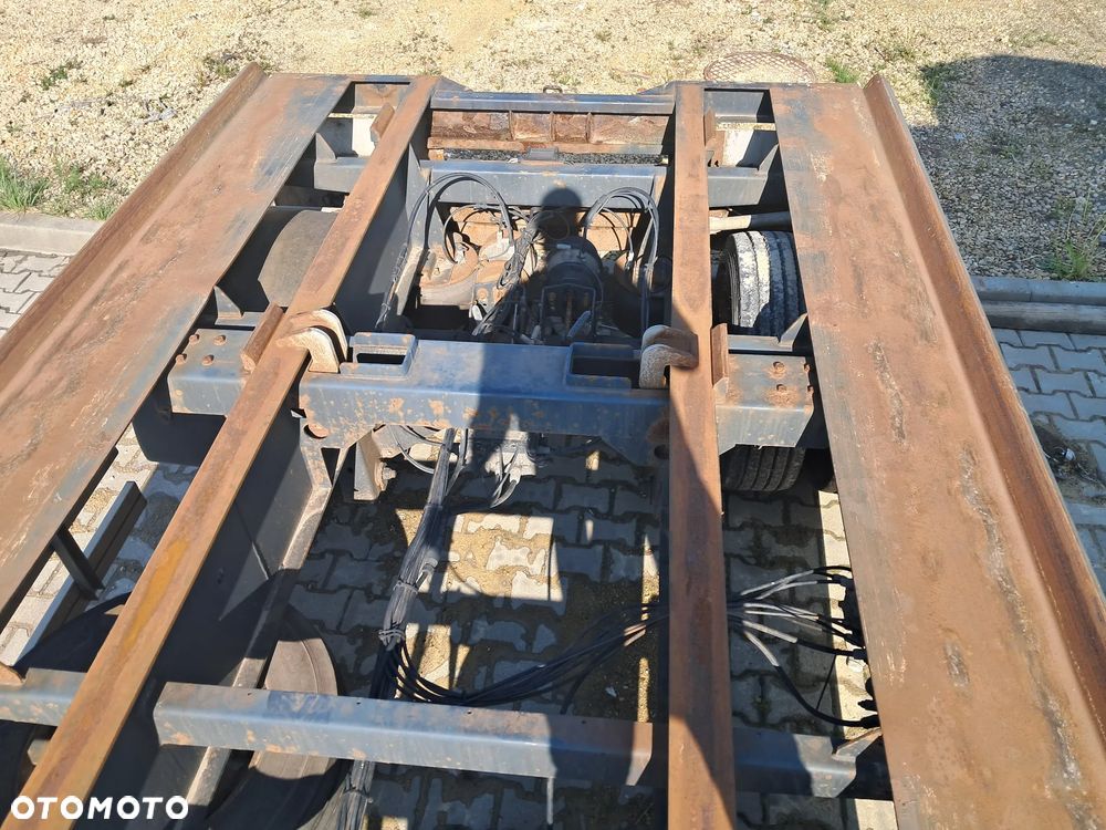 Zaslaw PODKONTENEROWA - 24