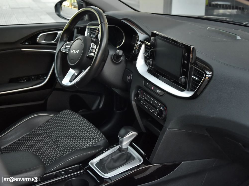 Kia XCeed 1.6 GDi PHEV Drive - 22