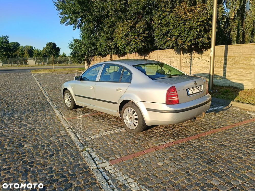 Skoda Superb 1.9 TDI Classic - 4