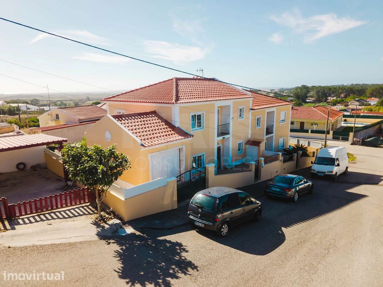 Moradia T3 Mobilada e equipada I Jacuzzi  I  Garagem I  Quintal - Grande imagem: 3/39