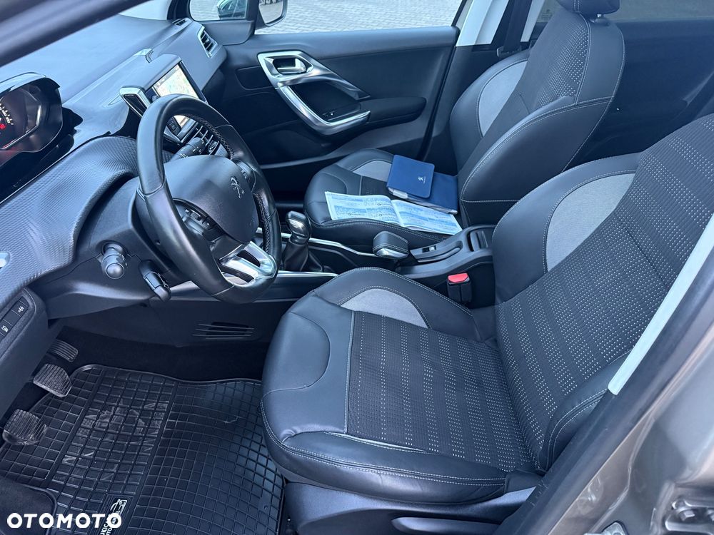 Peugeot 2008 120 VTI Allure - 22