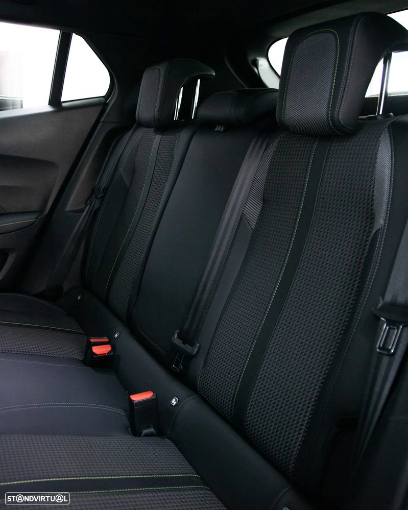 Peugeot 2008 - 16