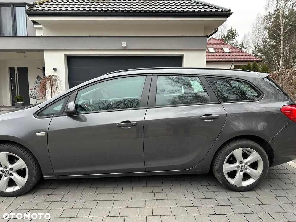 Opel Astra GTC 1.4 Turbo - 3