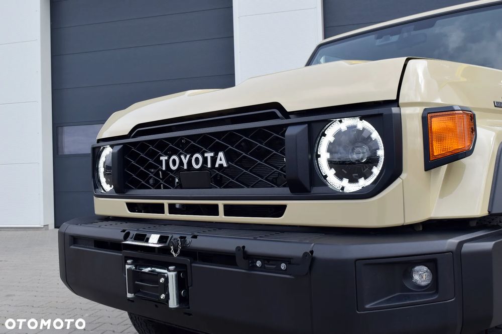 Toyota Land Cruiser 2.8 D-4D Automatik - 21