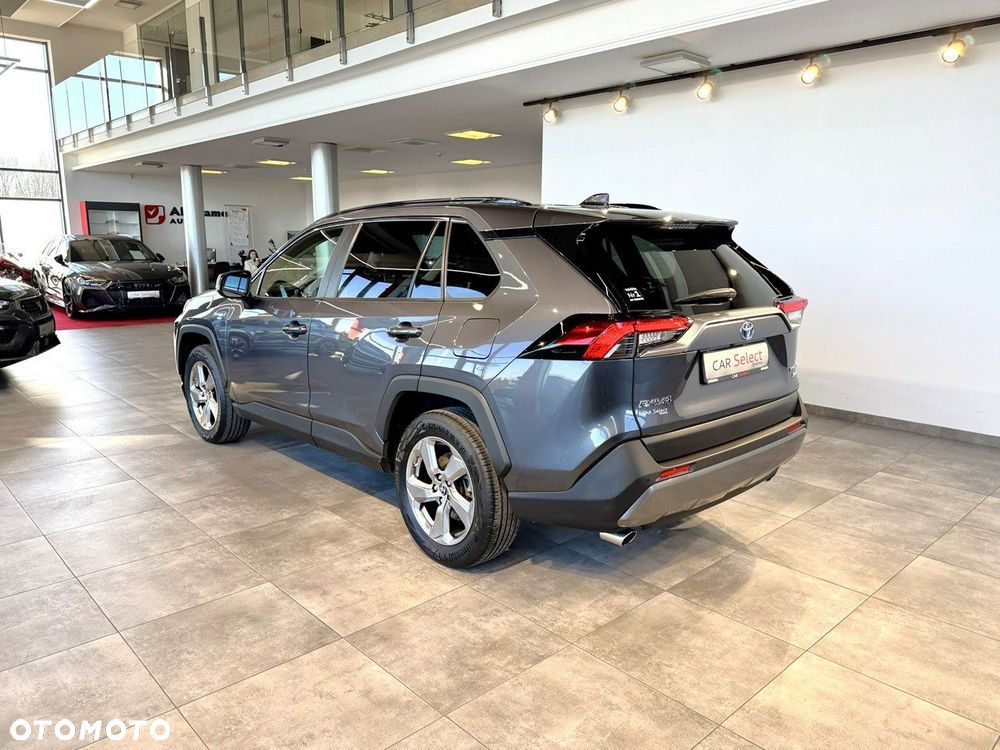 Toyota RAV4 - 7