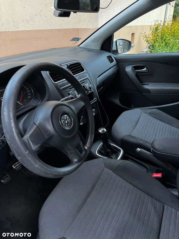 Volkswagen Polo - 11