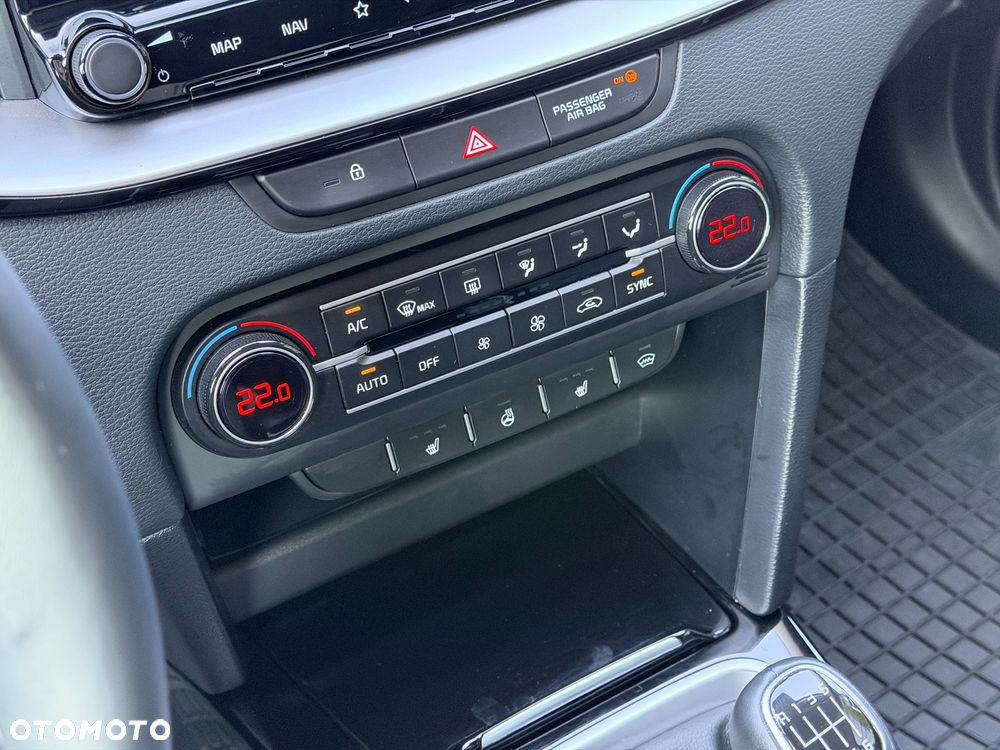 Kia Ceed 1.5 T-GDI L - 11