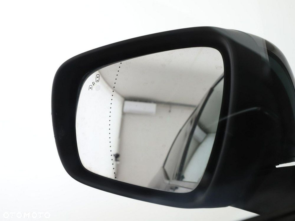 Renault Grand Scenic - 36