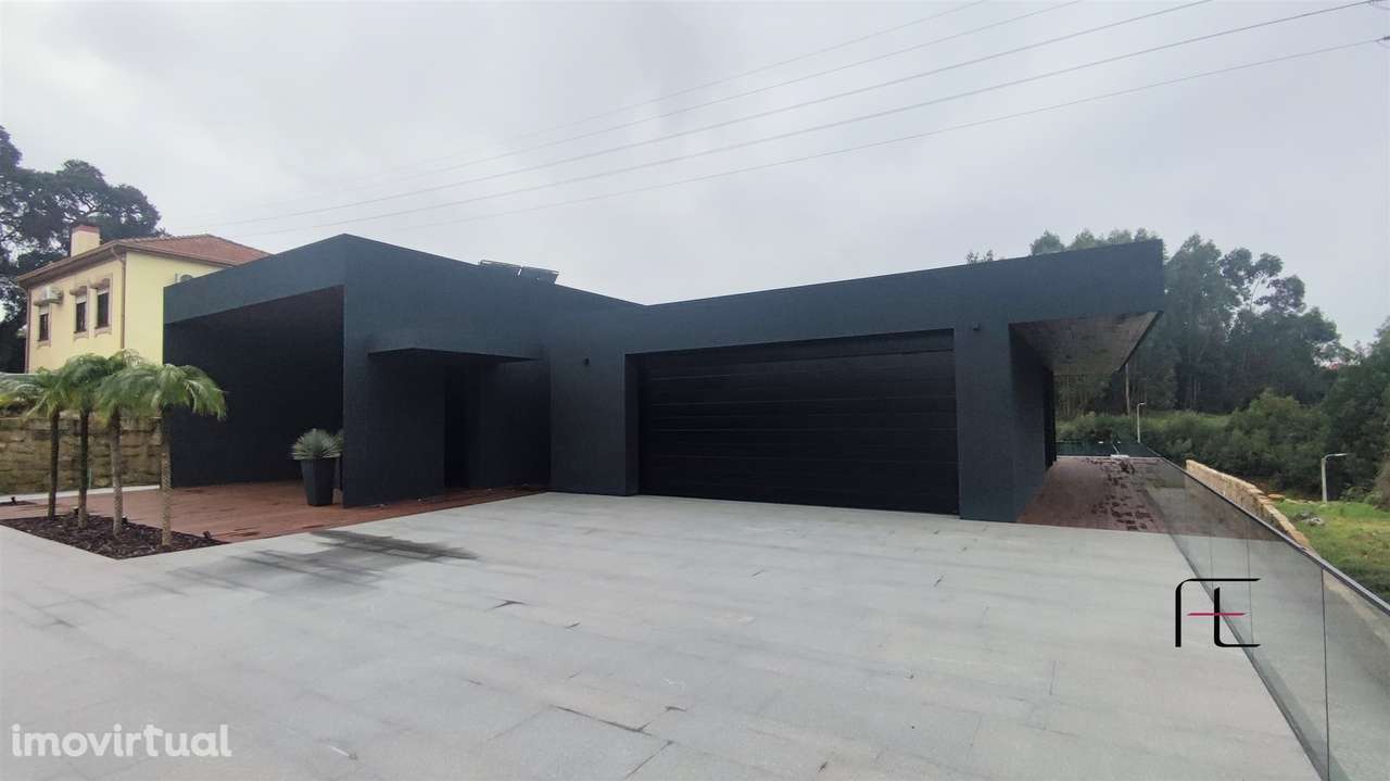 Moradia T4 Venda em Avintes,Vila Nova de Gaia - Grande imagem: 2/34