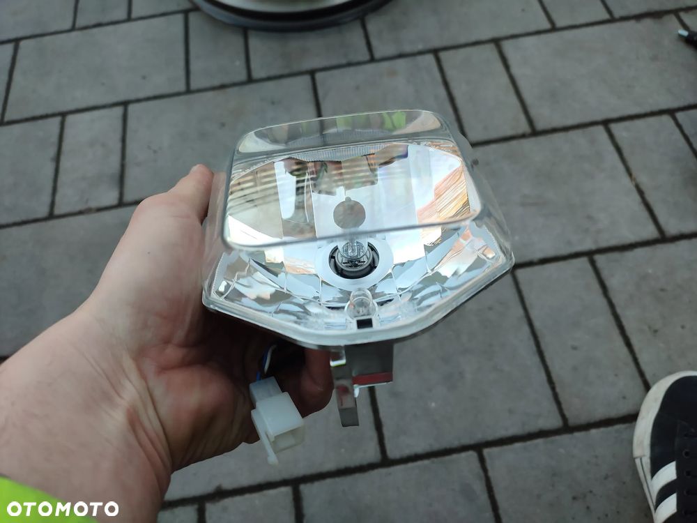 Lampa przód, przednia, reflektor Husqvarna 701 SM - 4