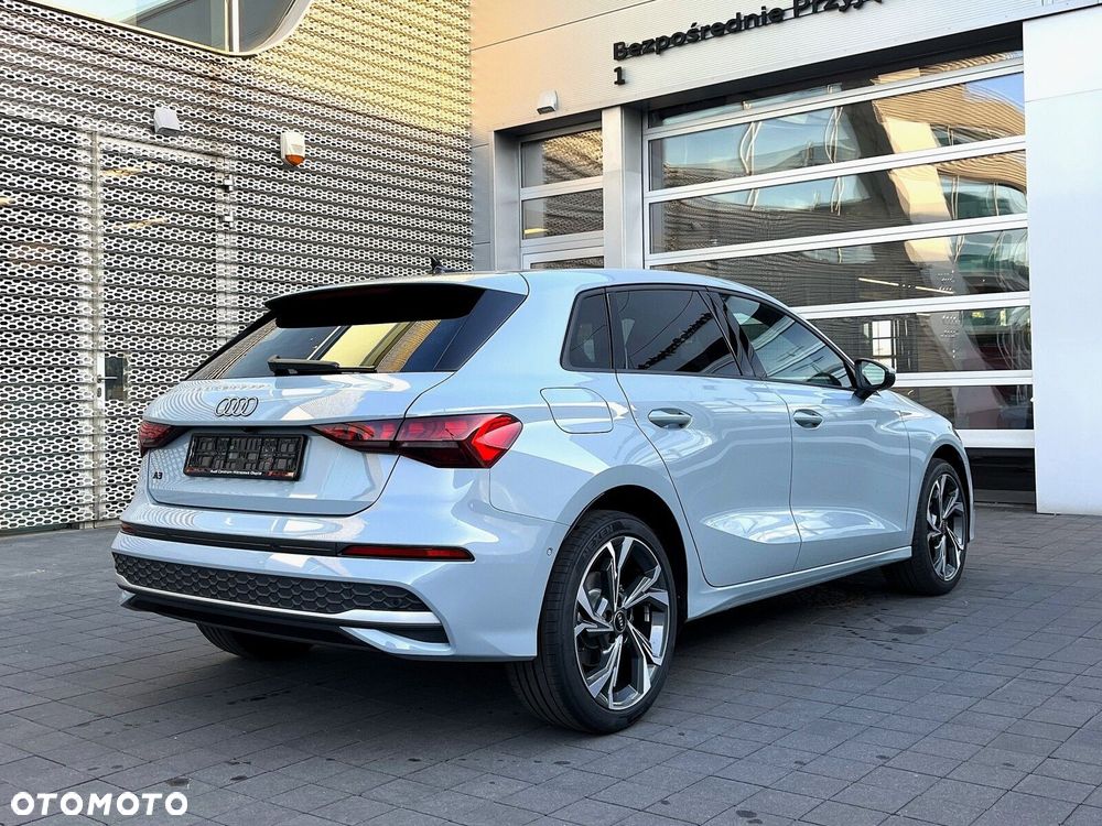 Audi A3 Sportback - 12