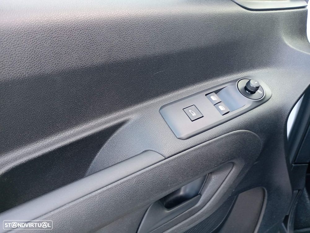 Opel Combo Cargo L2 1.5DT 100cv - 10