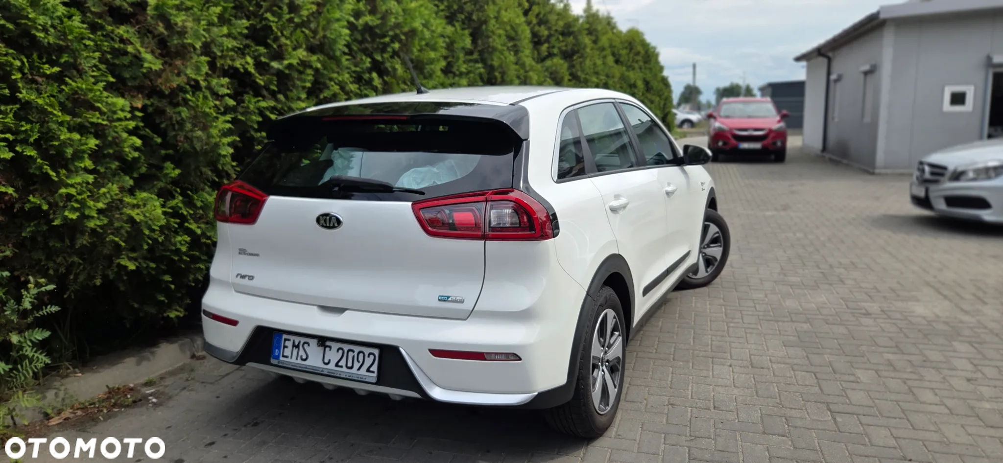 Kia Niro 1.6 GDI Hybrid M - 13