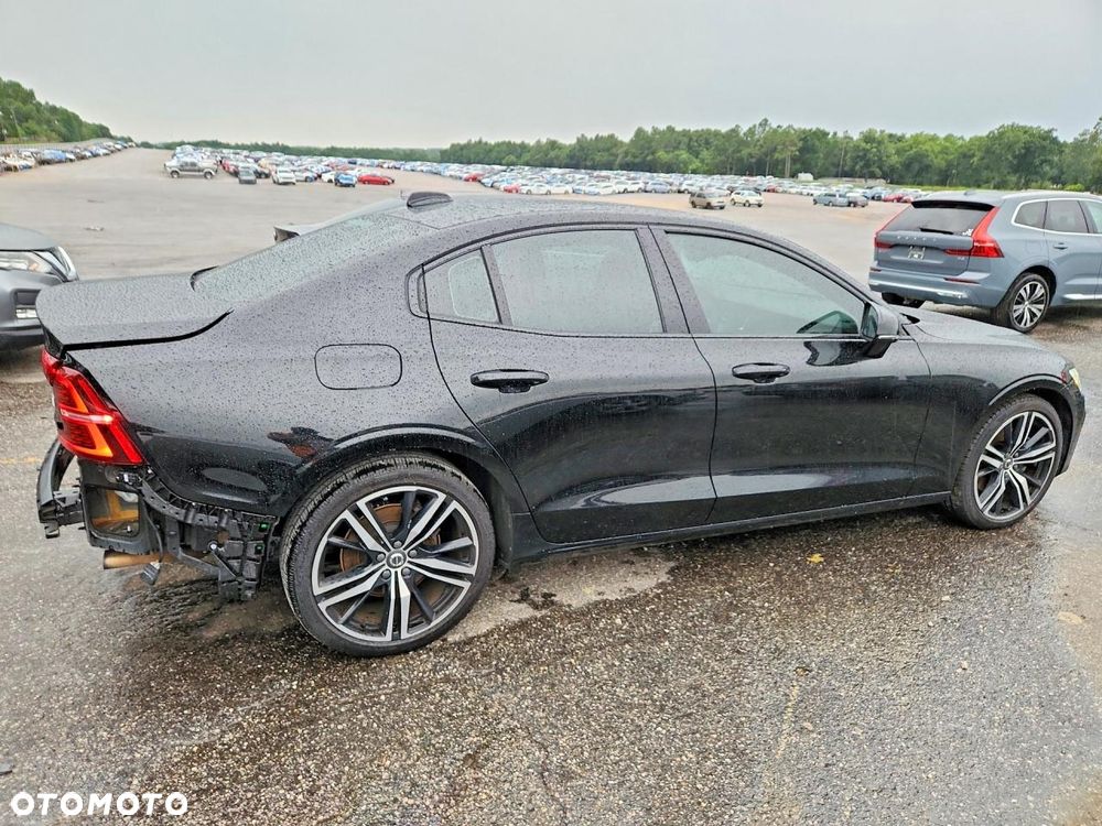 Volvo S60 T6 AWD R-Design - 5