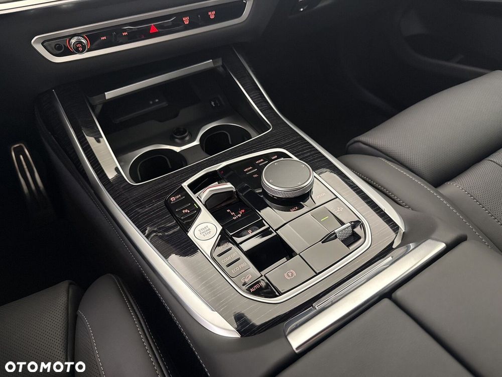 BMW X7 - 17