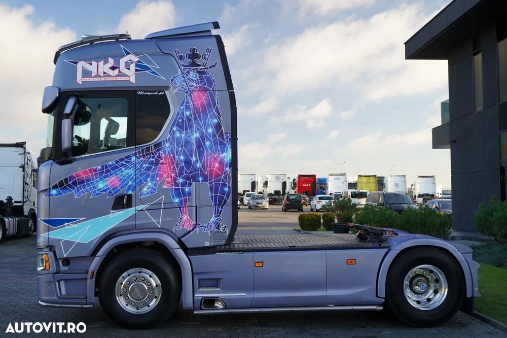 Scania S 580 / V8 / EDIȚIE LIMITATĂ ORIGINALĂ / NR. 010 / RETARDER / I-PARK COOL / AER COMPLET MATIC / PIELE / EXPRESS / - 6