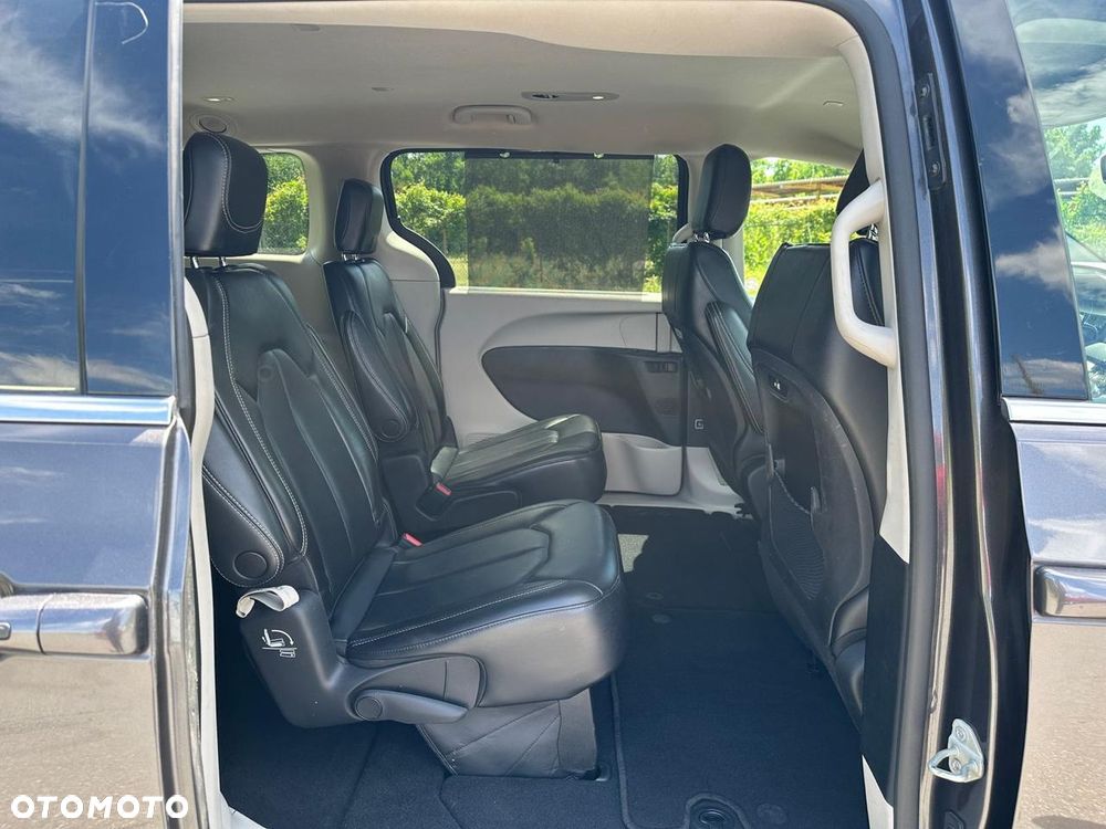 Chrysler Pacifica ver-3-6-limited - 14