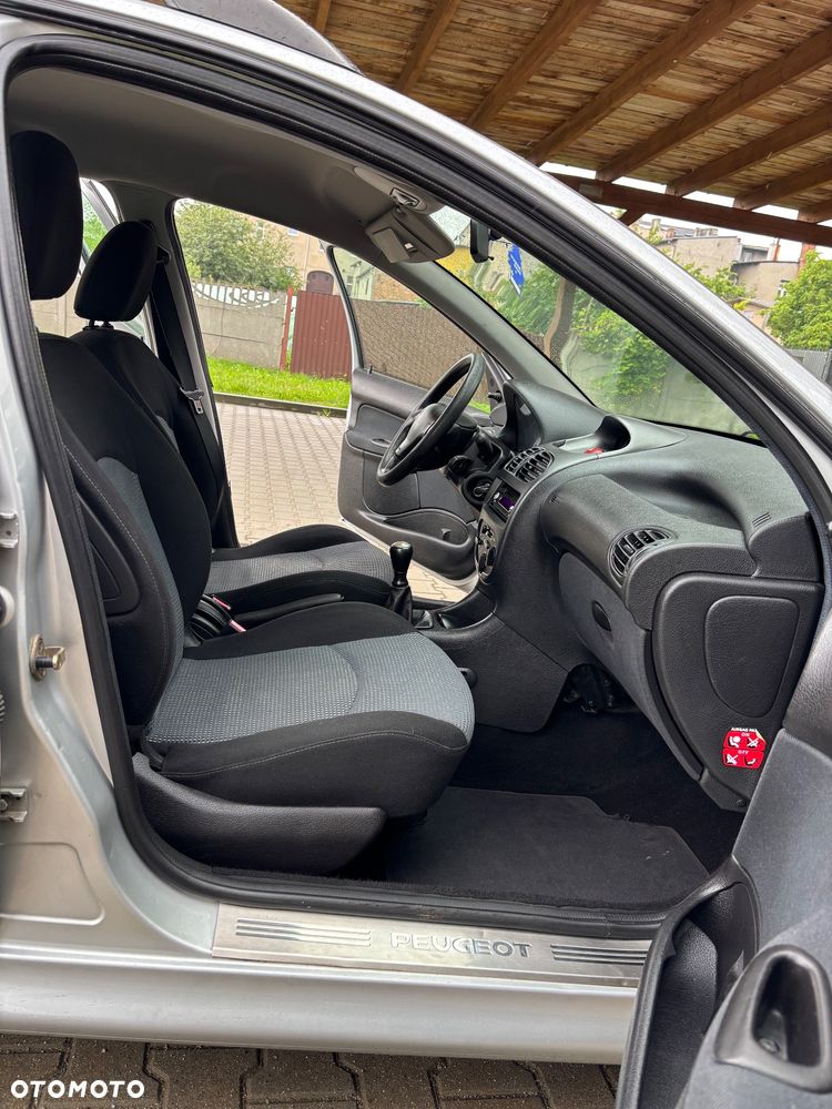 Peugeot 206 75 Tendance - 14