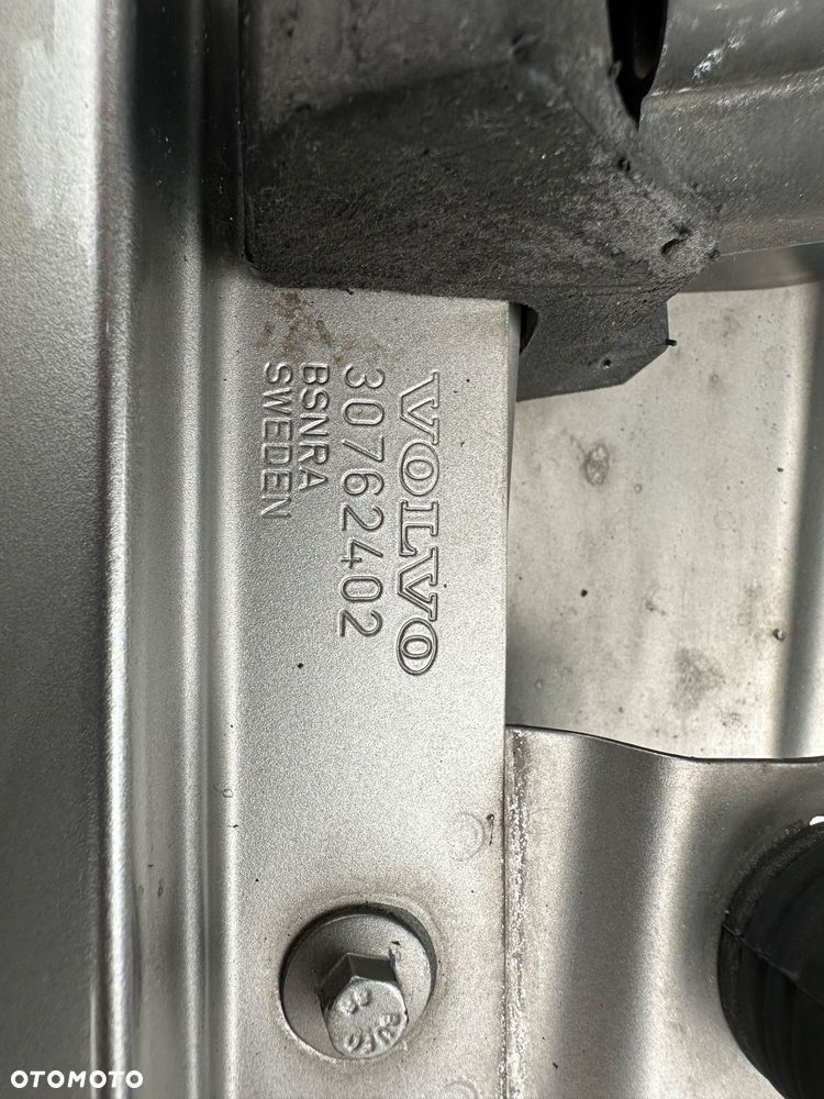 Volvo XC 60 - 36