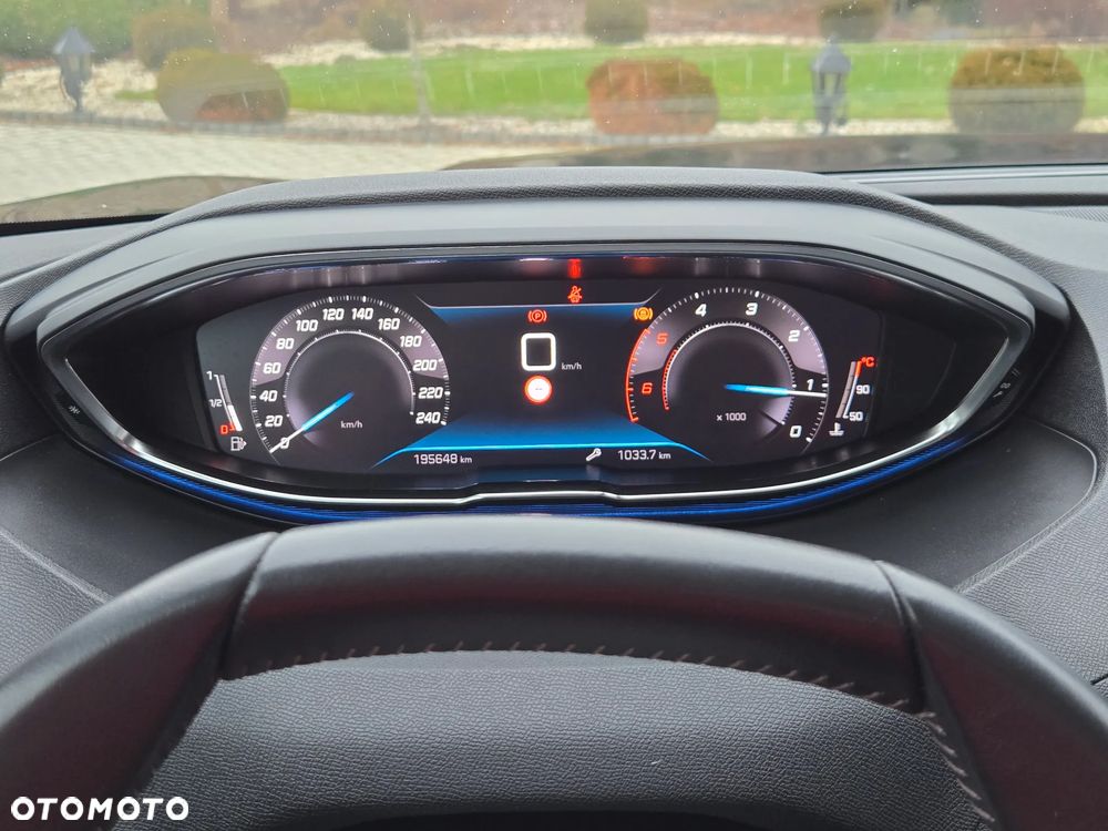 Peugeot 3008 BlueHDi 130 Stop & Start Active Business-Paket - 34