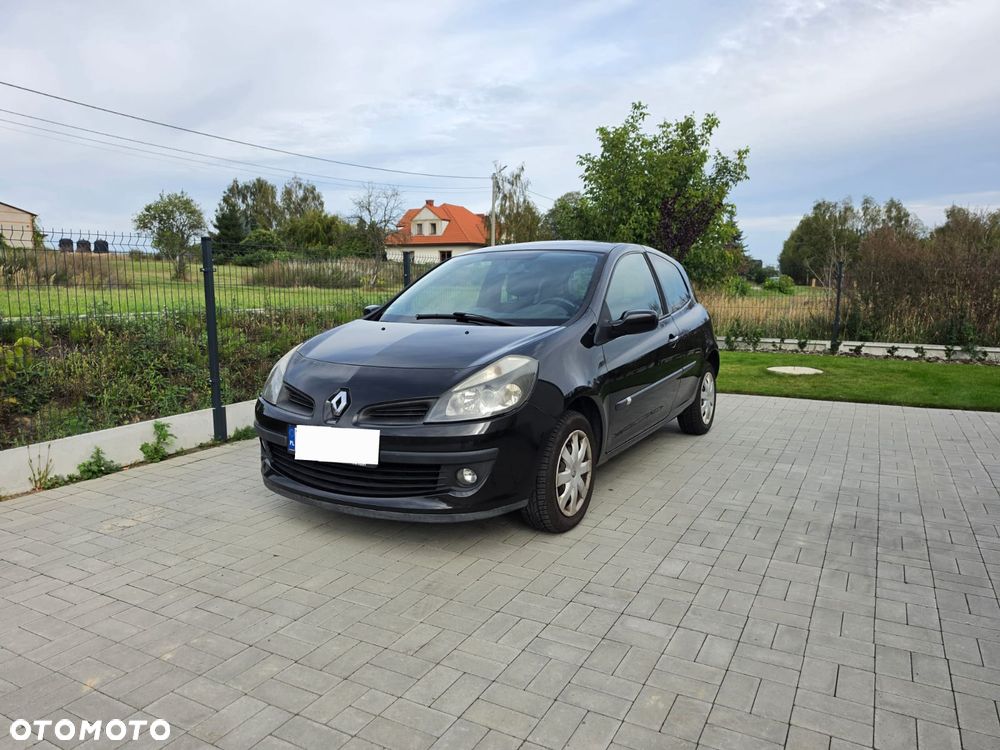 Renault Clio - 2