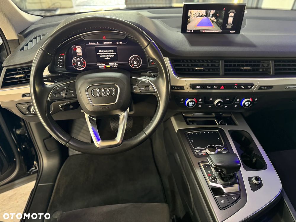 Audi Q7 - 8