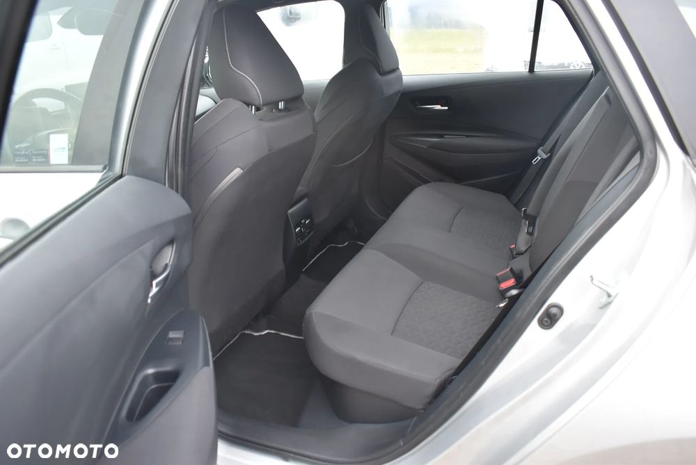 Toyota Corolla 2.0 Hybrid Comfort - 12