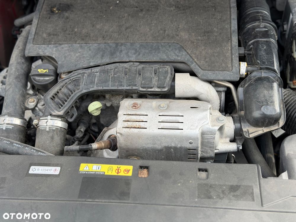 Opel Astra 1.2 Turbo Business Elegance - 17