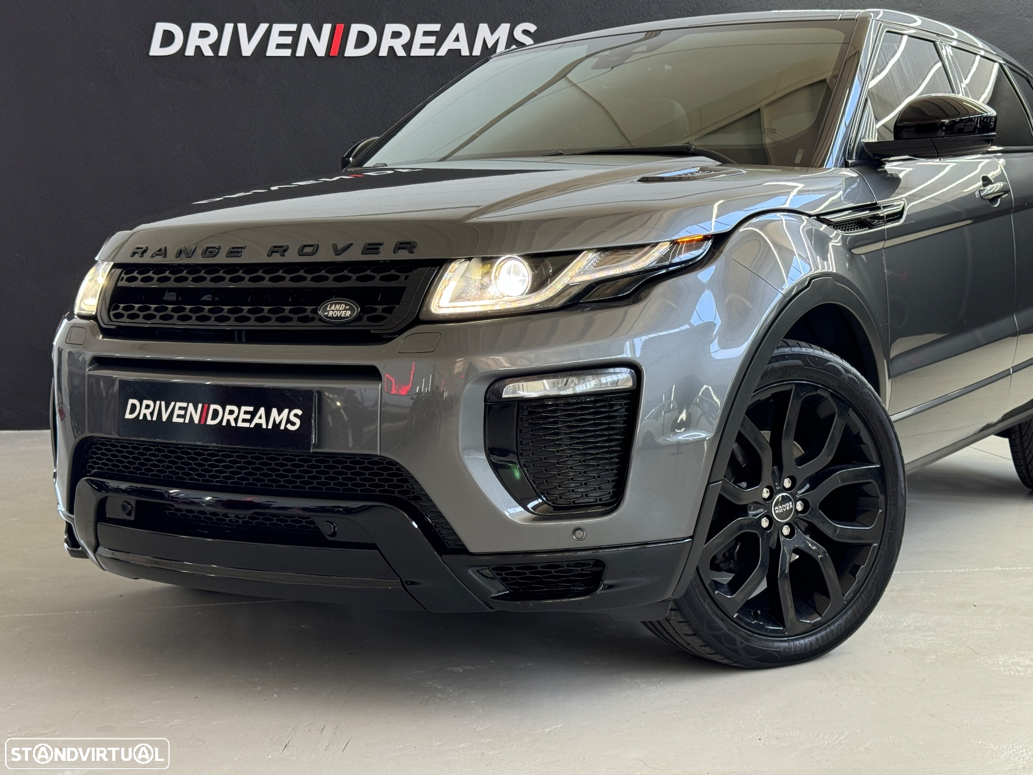 Land Rover Range Rover Evoque 2.0 D150 AWD R-Dynamic HSE Auto - 23