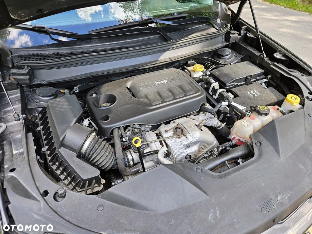 Jeep Cherokee 2.0 GME Active Drive I Limited - 11