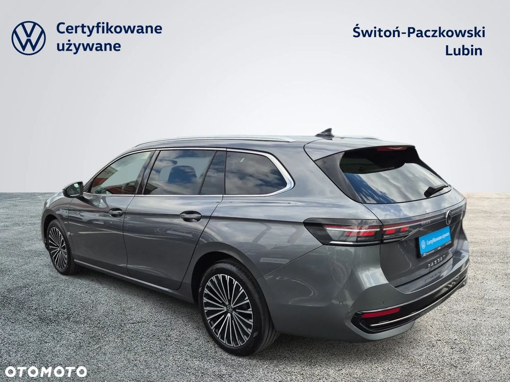 Volkswagen Passat Variant 2.0 TDI SCR Elegance DSG - 12